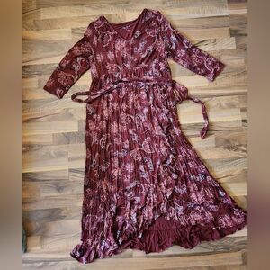 Floral Burgundy Maternity/Maxi Dress Large